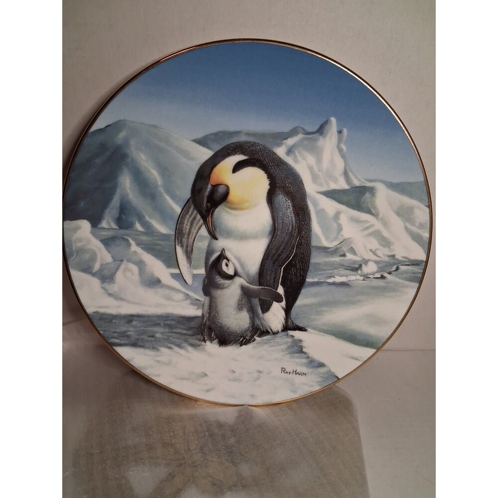 W.S.George's " Stand By Me " Wonders Of The Sea Porcelain Collectors Plate (8cc)
